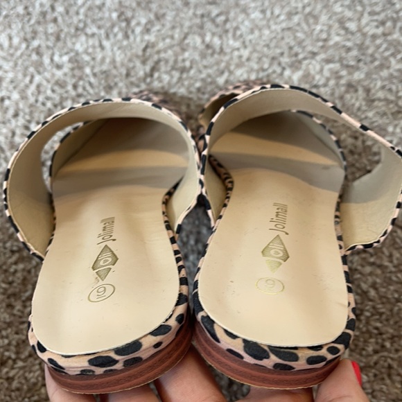 Leopard Slides - Picture 3 of 3